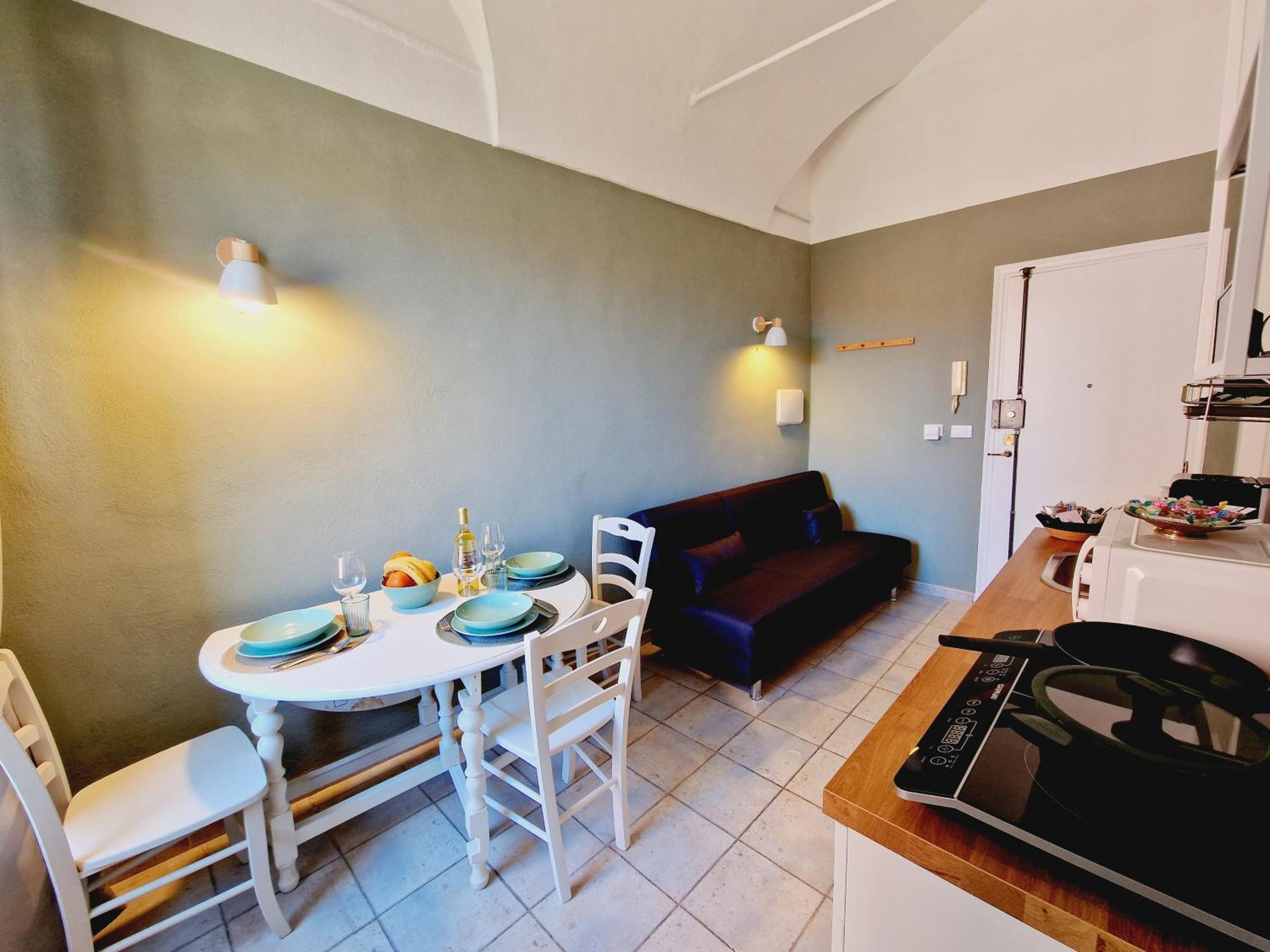 Homeholidaysanremo - Classic Екстер'єр фото