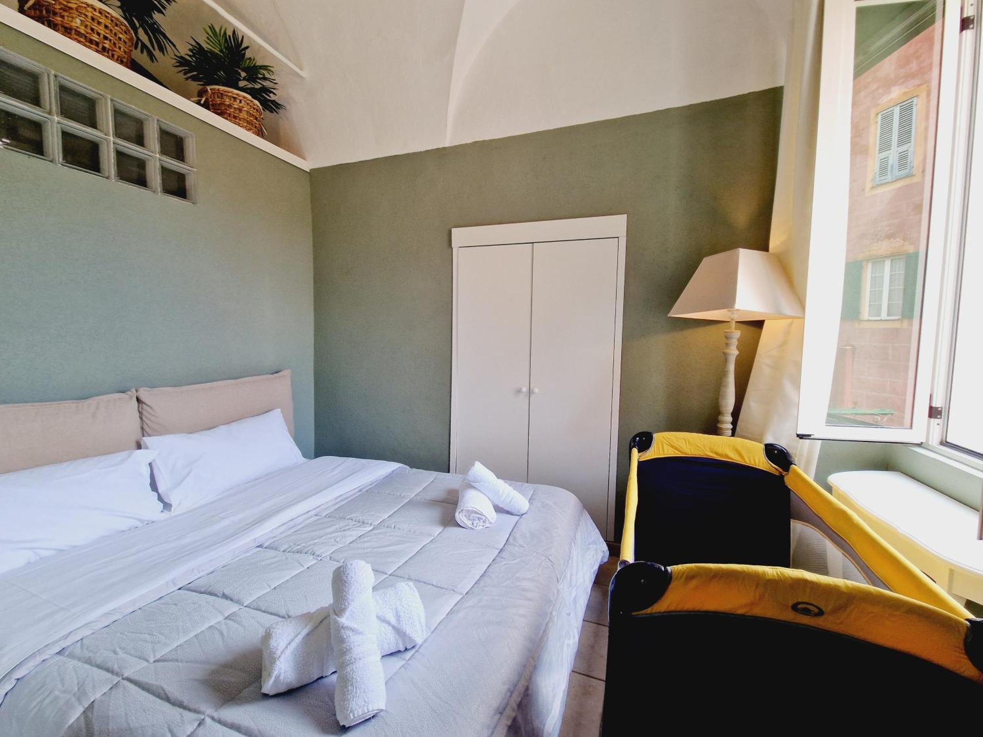 Homeholidaysanremo - Classic Екстер'єр фото